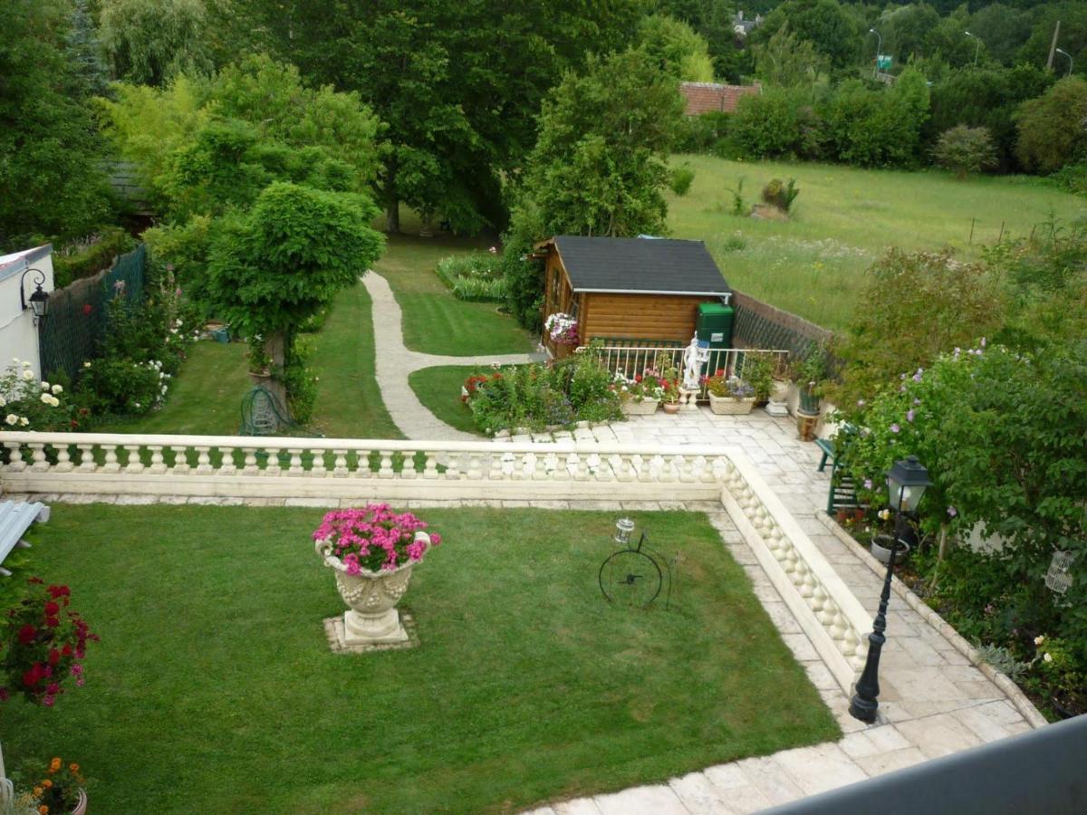 Les Charmes Panzió Valençay Kültér fotó